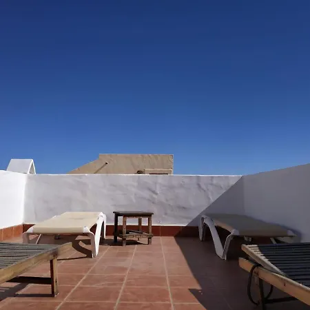 بيت ضيافة Aloha Surf House *