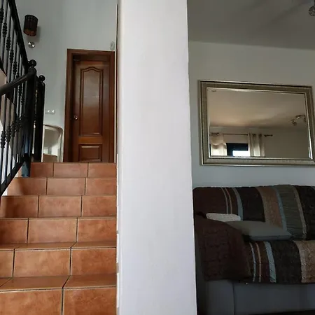 Aloha Surf House * 코라레호